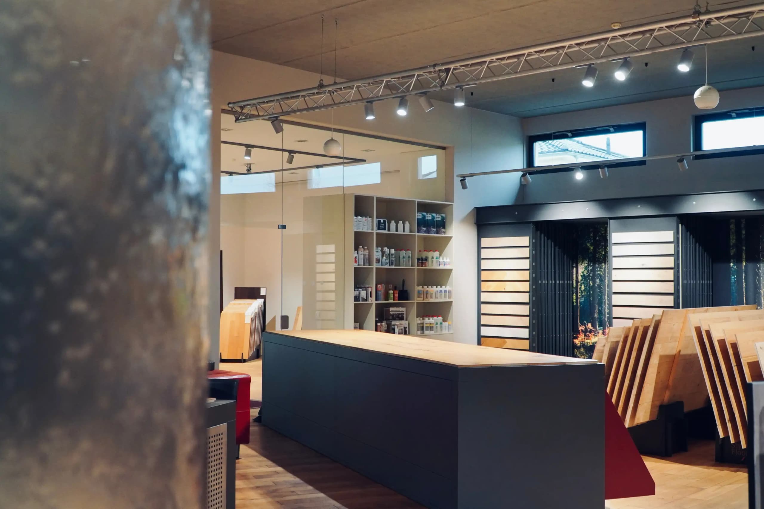 flooring-shoroom-image